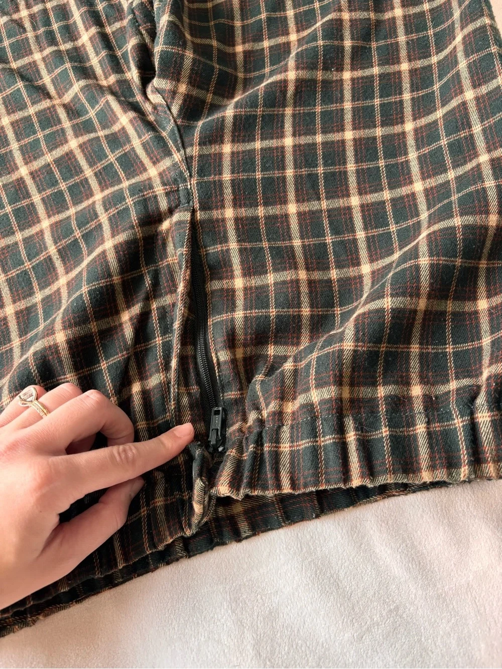 Brandy Melville Women’s Plaid Straight Leg Trousers